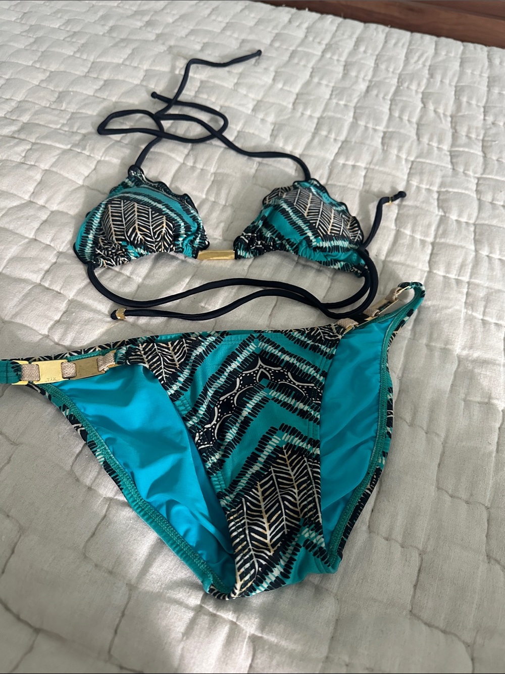 Vix Turquoise and Black Printed Triangle Bikini